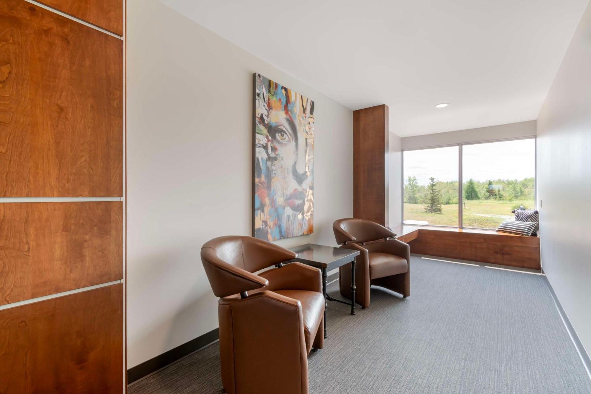 Hotel & - Surestay Collection By Western