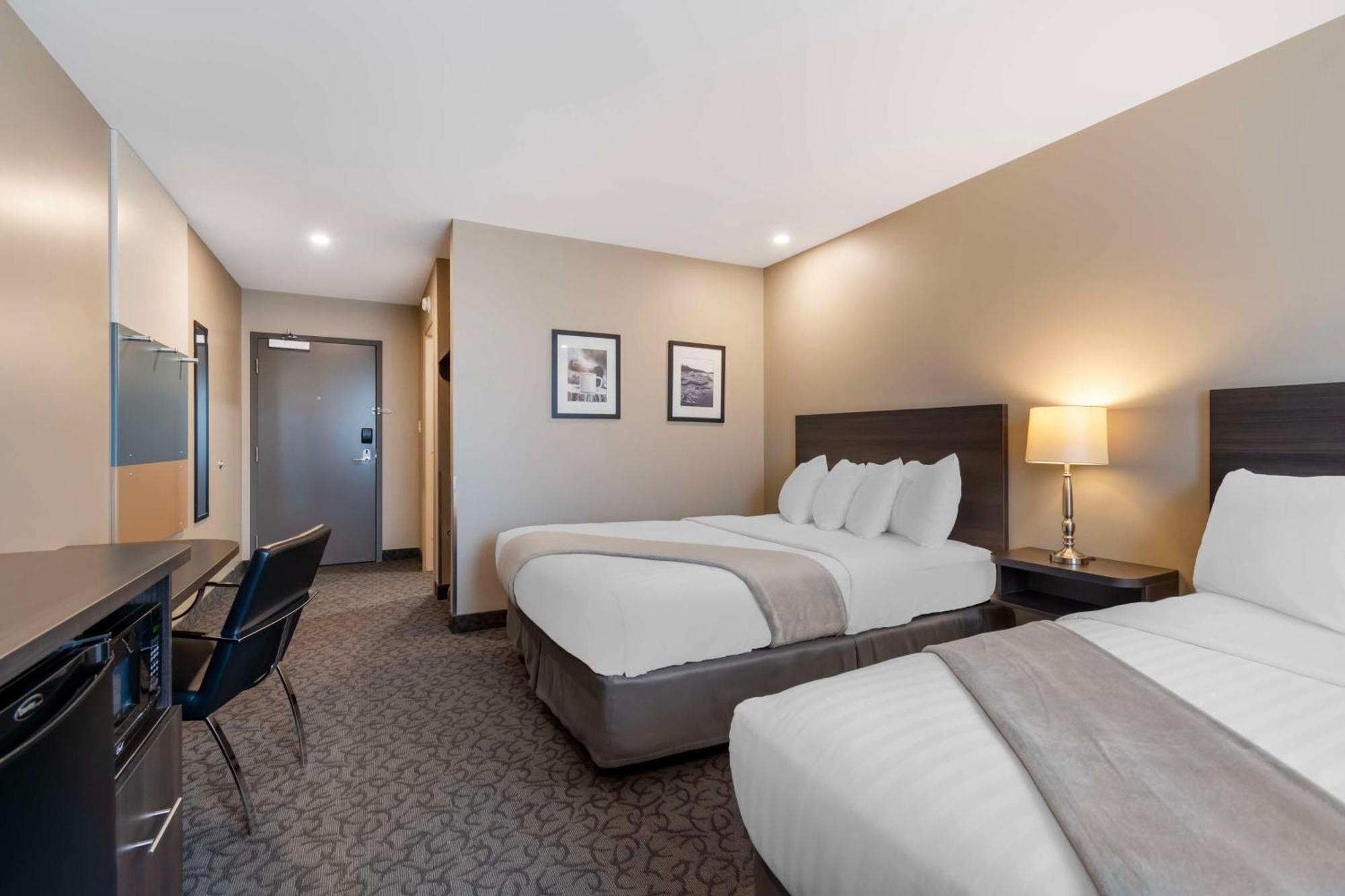 Hotel & - Surestay Collection By Western