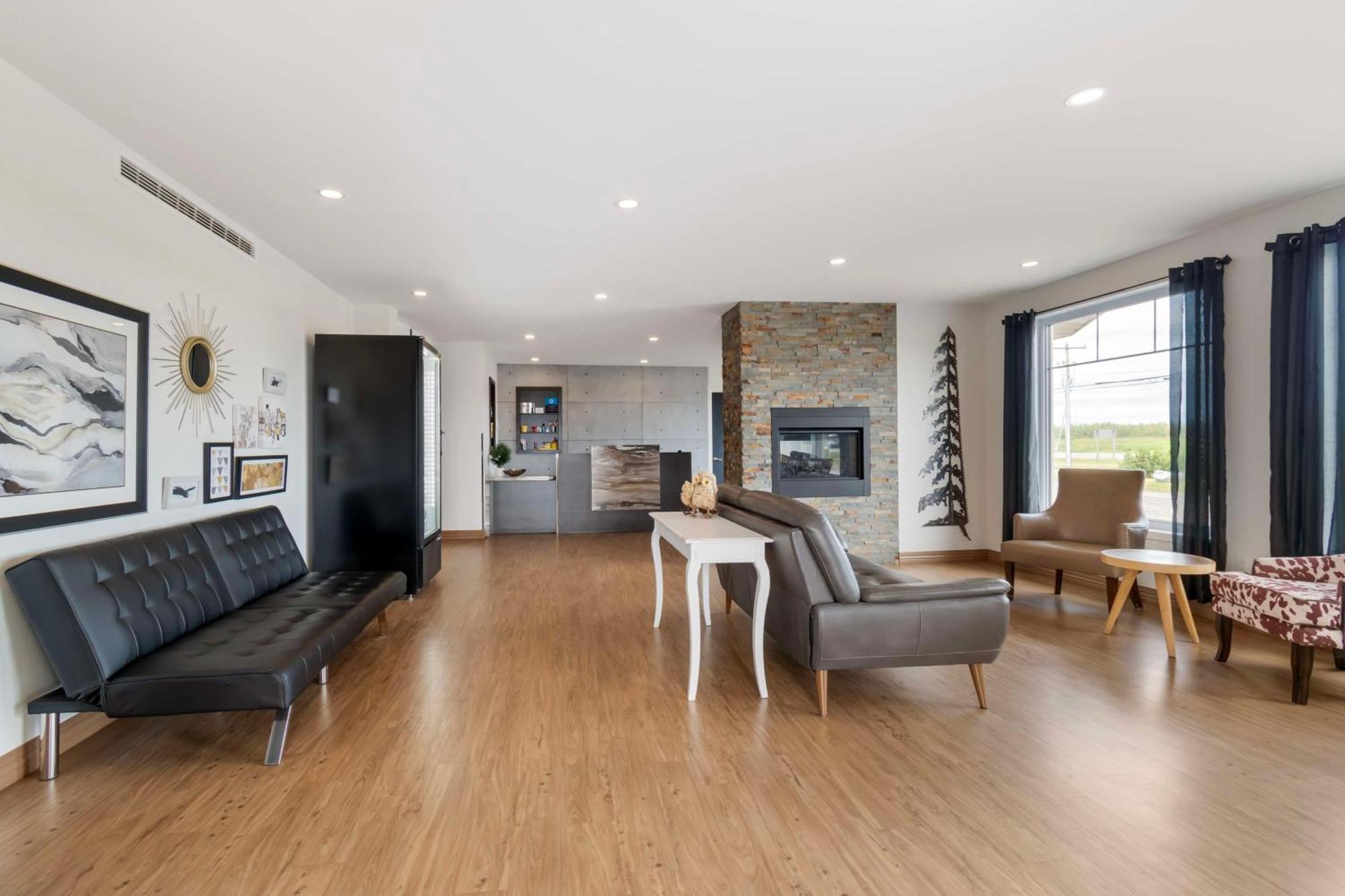 Hotel & - Surestay Collection By Western